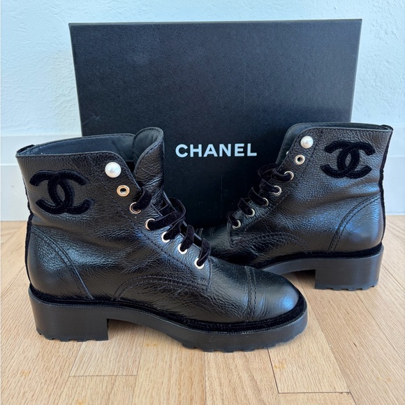 CHANEL Black Leather Ankle Boots - Picture 5 of 9